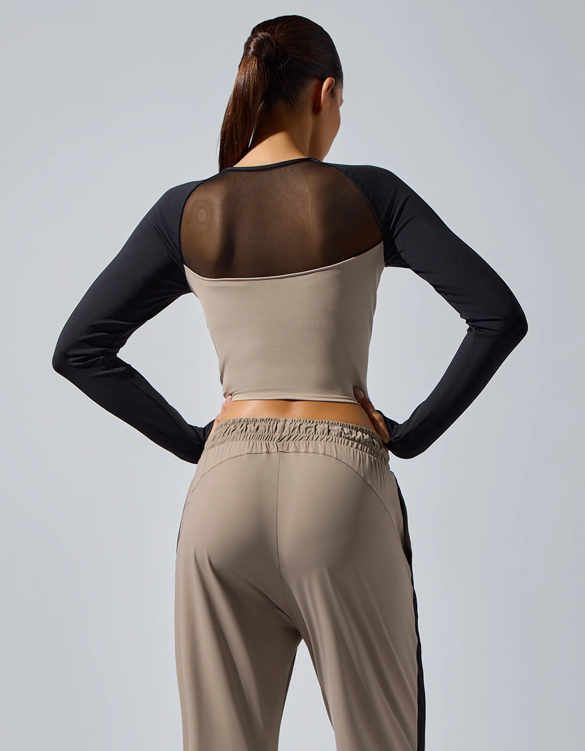 Alba Top [Taupe] - Image 2