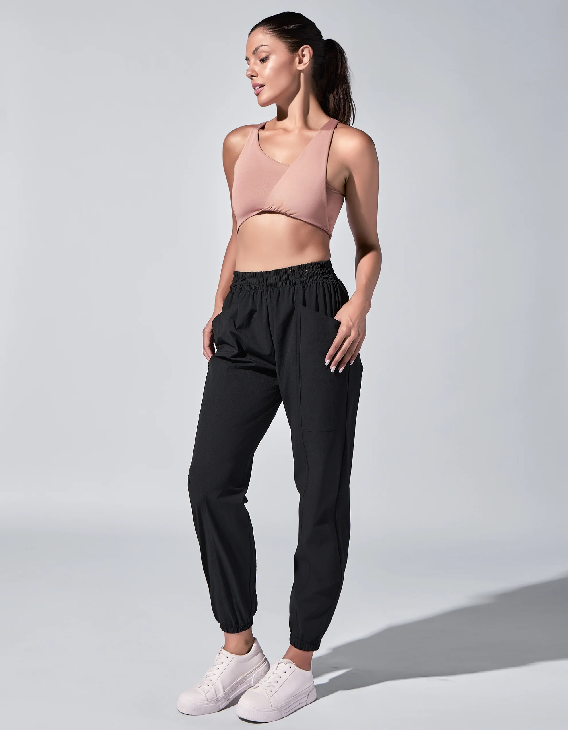 Essential Jogger [Black] - Image 3