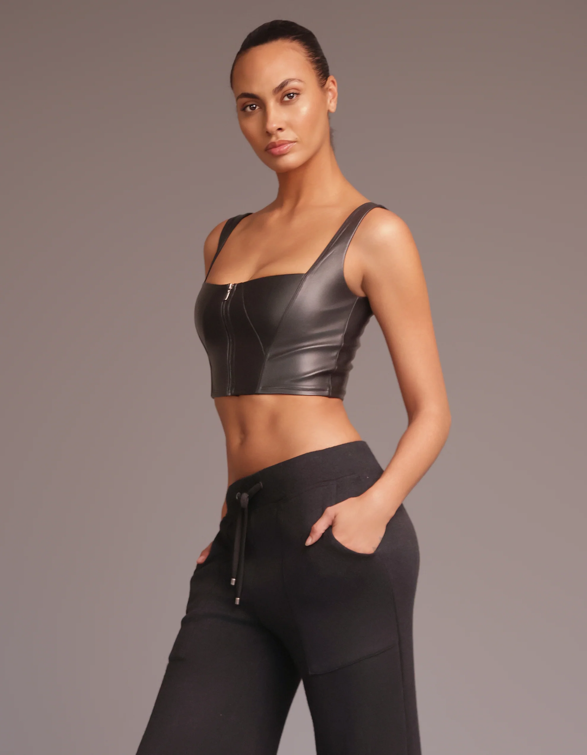 LEATHER BUSTIER [BLACK] - Image 3