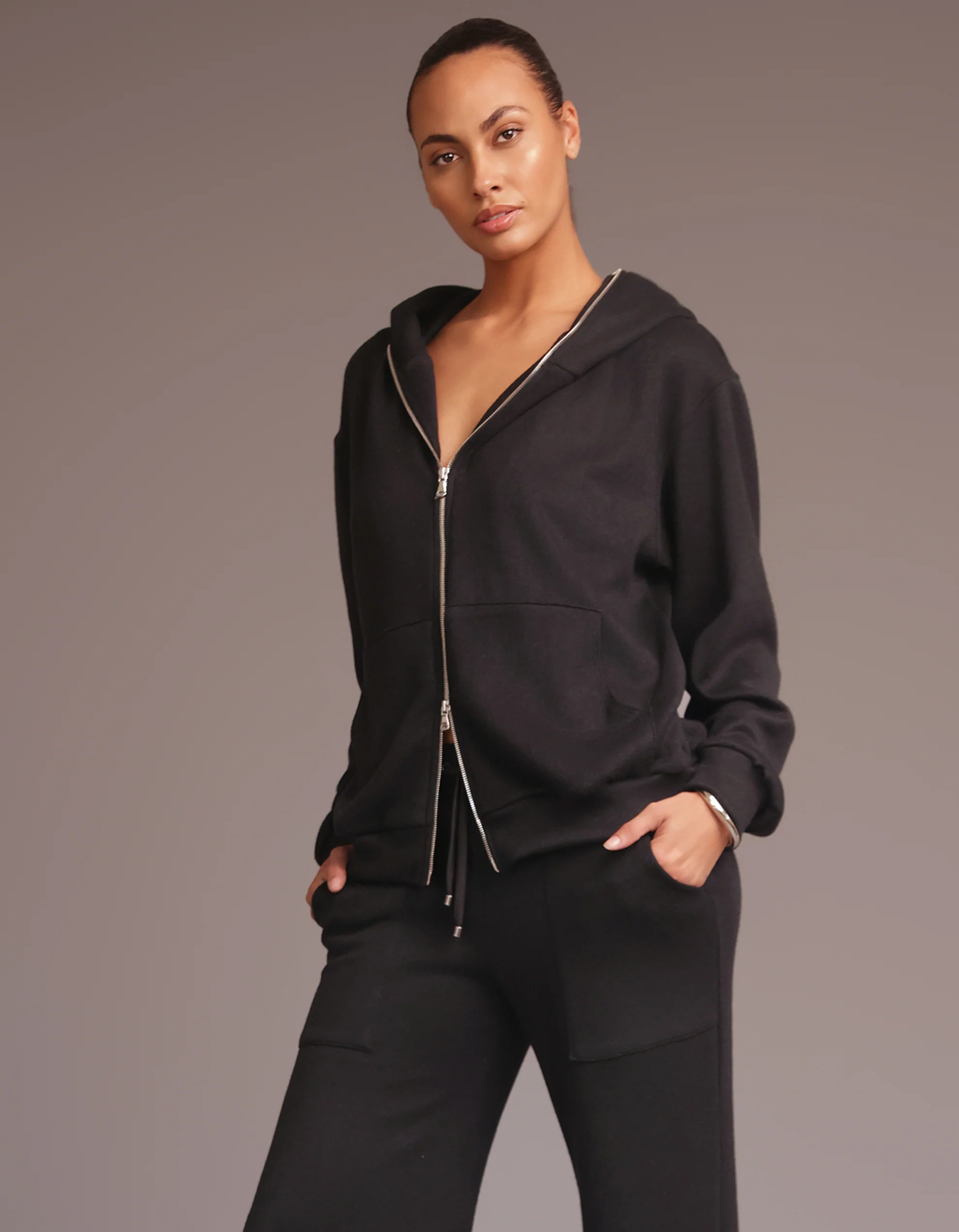 Plush Hoodie [BLACK] - Image 3