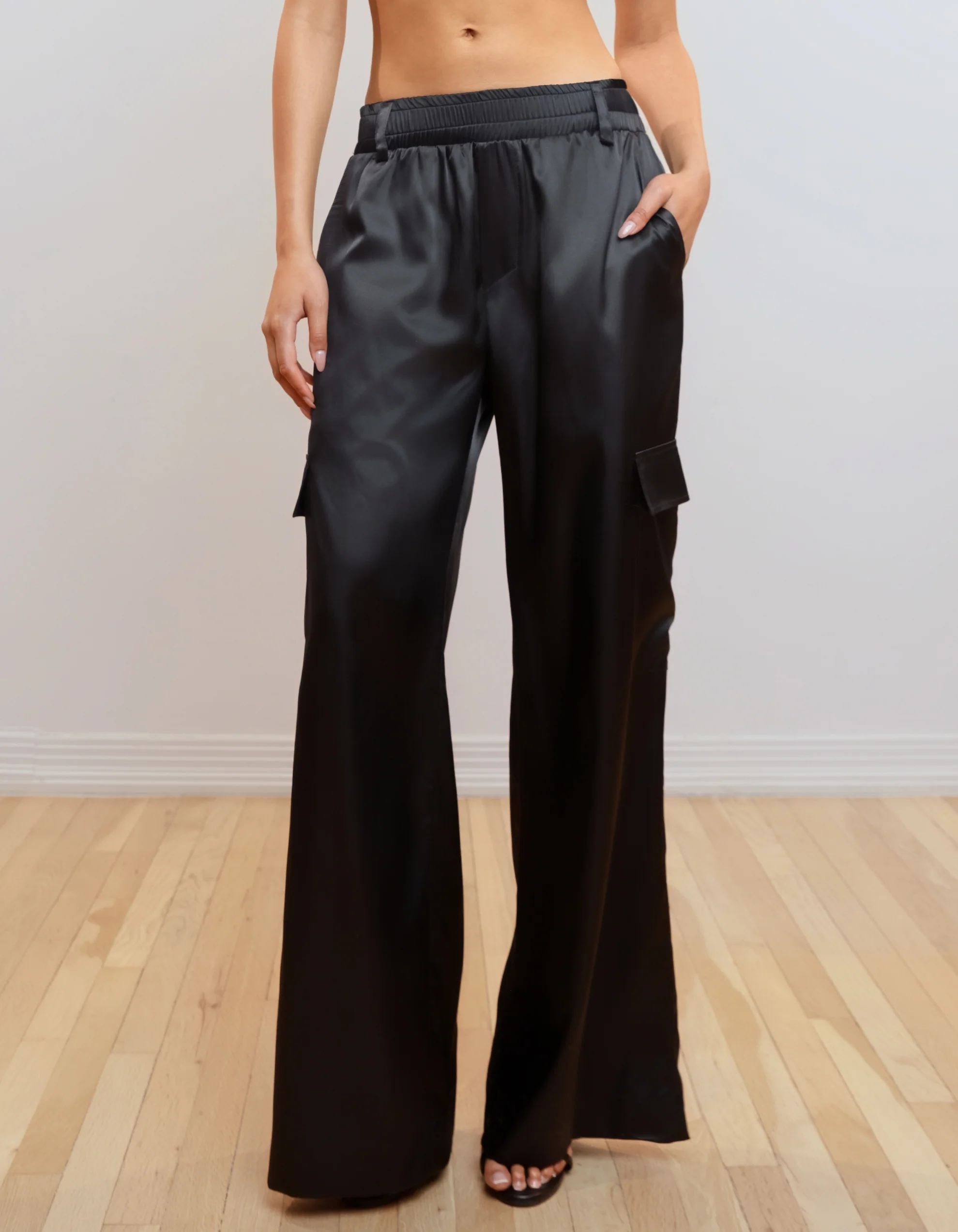 SATIN CARGO PANTS [BLACK ] - Image 3