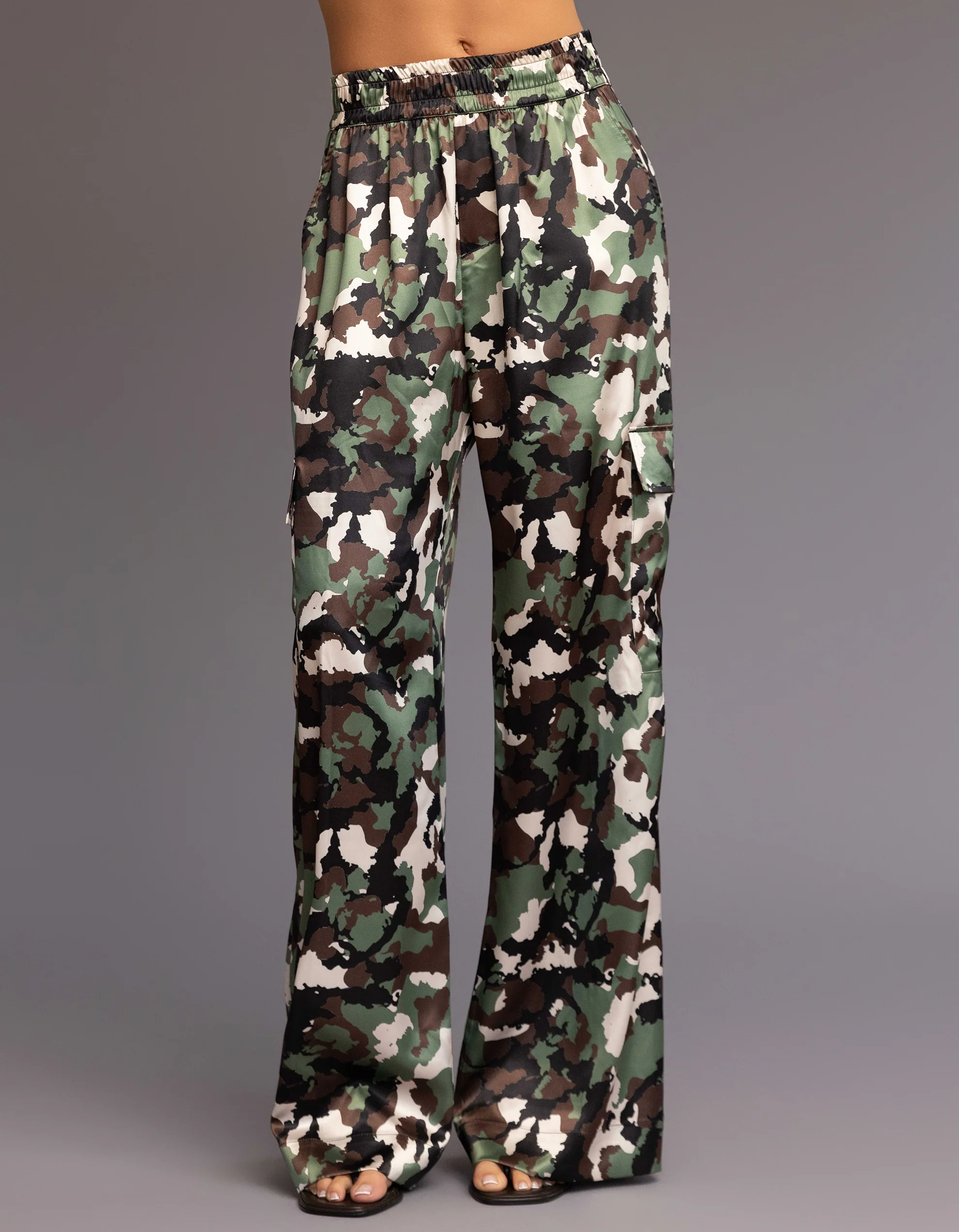 SATIN CARGO PANTS [VINTAGE CAMO ] - Image 3