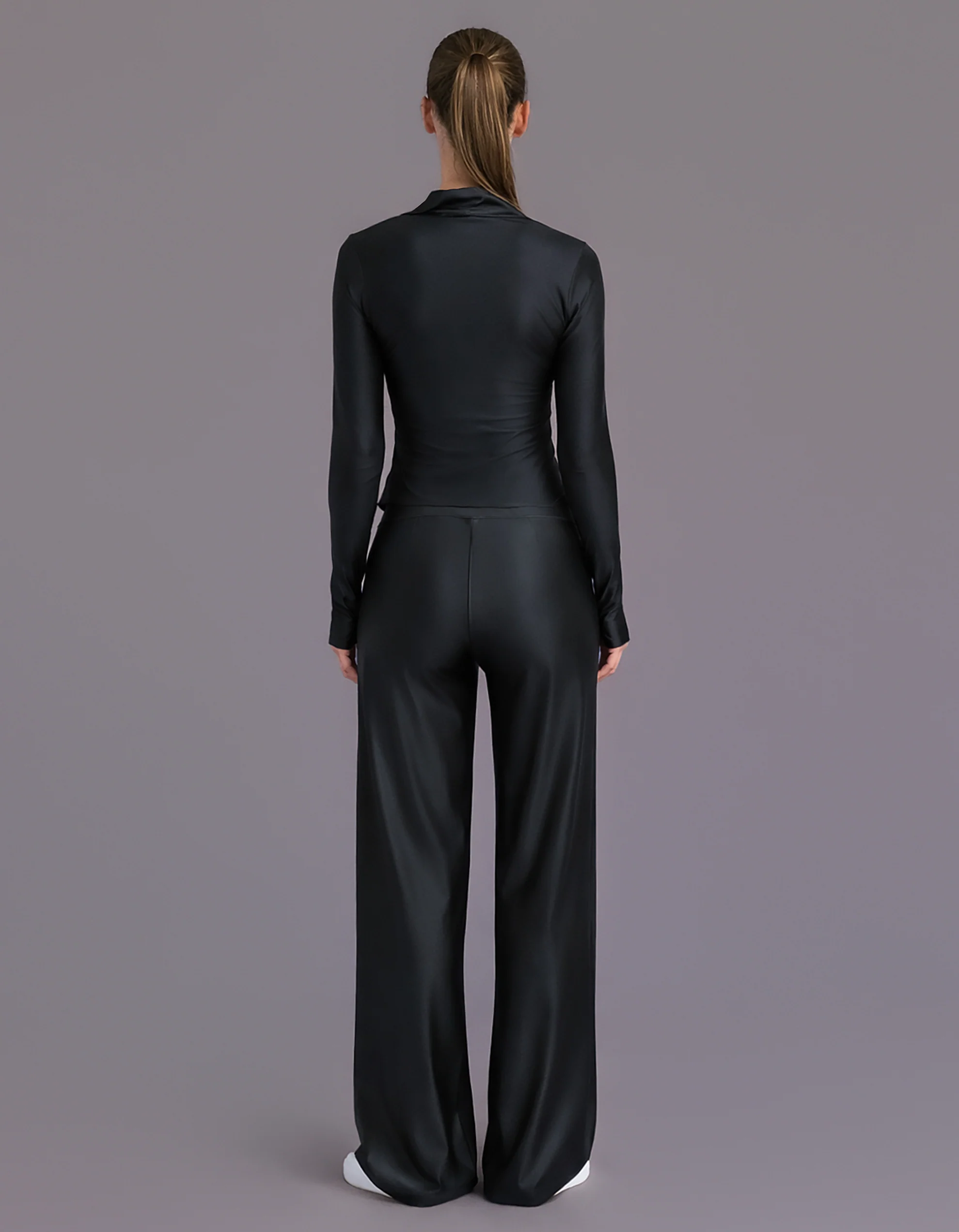 Thea Shirt [BLACK] - Image 4