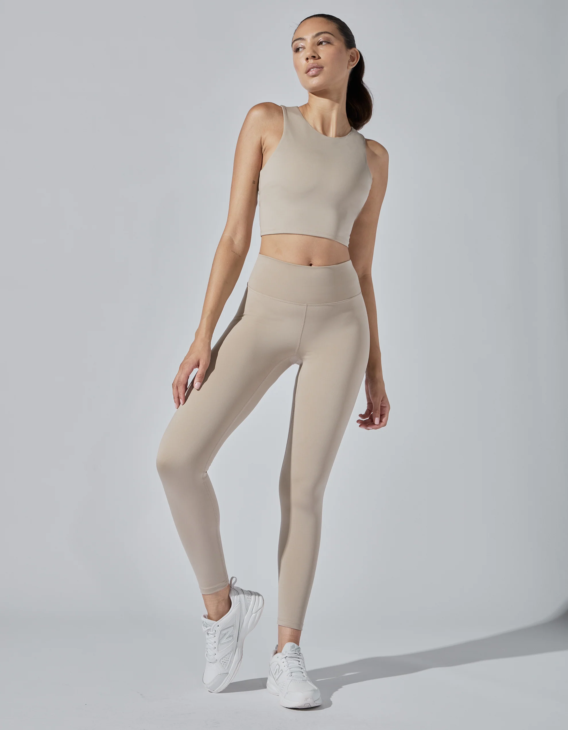 VITAL TANK [ TAUPE ] - Image 3